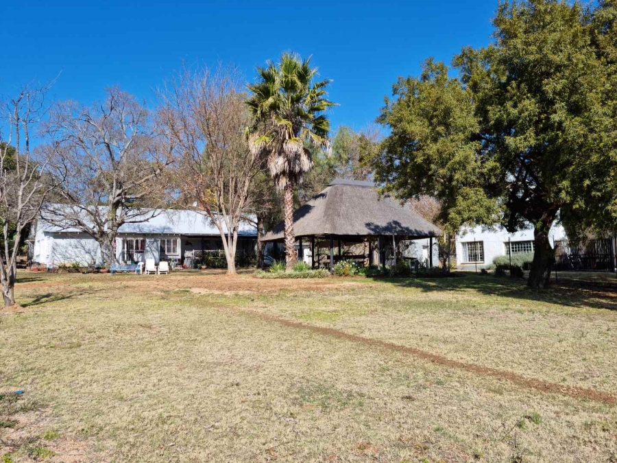 9 Bedroom Property for Sale in Hartbeespoort Rural North West